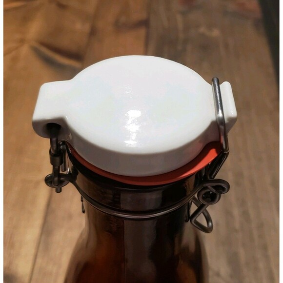 RARE Game of Thrones/Brewery Ommegang 1liter glass beer growler Fast shipping - Picture 5 of 6